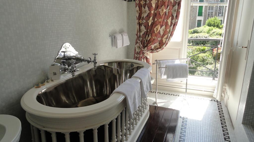 Hotel Villa Reine Hortense Dinard Værelse billede